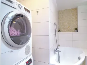 Prodej bytu 3+1, Plzeň, náměstí Generála Píky, 77 m2