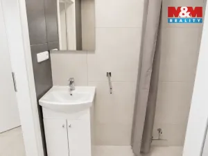 Prodej bytu 2+1, Praha - Kyje, Manželů Dostálových, 44 m2