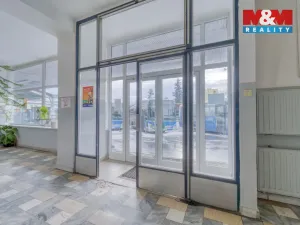 Pronájem obchodního prostoru, Klatovy - Klatovy III, Nádražní, 38 m2