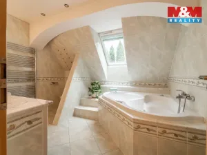 Prodej rodinného domu, Šestajovice, Potoční, 297 m2
