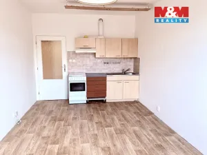 Prodej bytu 2+kk, Praha - Hlubočepy, Trnkovo náměstí, 45 m2