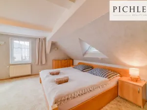 Prodej rodinného domu, Stříbrná, 341 m2