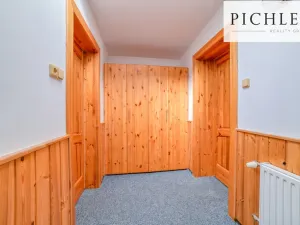 Prodej rodinného domu, Stříbrná, 341 m2