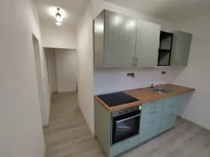 Pronájem bytu 3+1, Praha - Malešice, Počernická, 72 m2