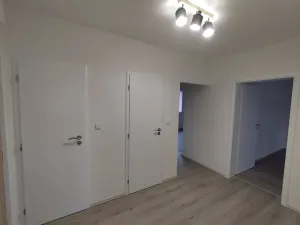 Pronájem bytu 3+1, Praha - Malešice, Počernická, 72 m2