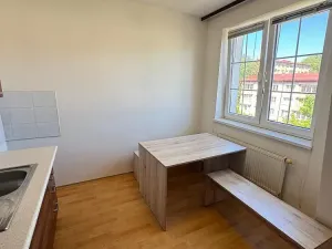 Prodej bytu 1+1, Aš, Hlavní, 45 m2