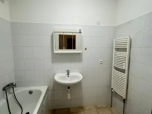 Prodej bytu 1+1, Aš, Hlavní, 45 m2