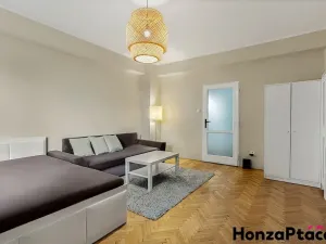 Prodej bytu 2+1, Praha - Vršovice, Lvovská, 72 m2