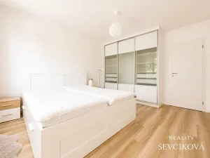 Pronájem bytu 3+kk, Hradec Králové, Severní, 58 m2