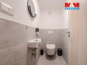 Pronájem bytu 2+kk, Benešov, Husovo náměstí, 78 m2
