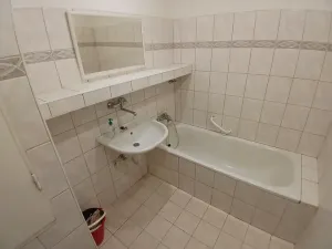 Prodej bytu 2+1, Cheb, 17. listopadu, 62 m2