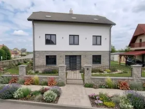 Prodej pozemku pro bydlení, Loděnice, 1346 m2
