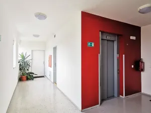 Pronájem bytu 2+kk, Praha - Letňany, Kostomlatská, 63 m2