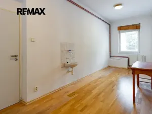 Prodej ordinace, Česká Lípa, Pod Holým vrchem, 196 m2