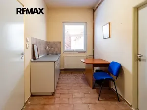 Prodej ordinace, Česká Lípa, Pod Holým vrchem, 196 m2