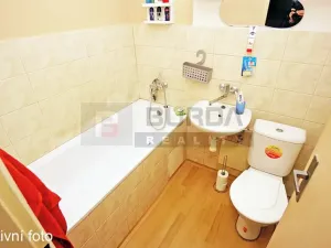 Prodej bytu 1+1, Neratovice, 28 m2