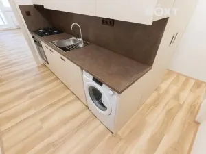 Pronájem bytu 1+1, Zlín, Družstevní, 35 m2