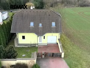Pronájem rodinného domu, Topolany, 169 m2