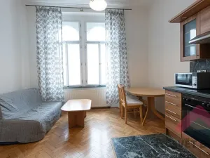 Pronájem bytu 2+kk, Praha - Karlín, Sokolovská, 48 m2