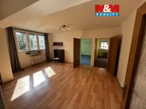 Pronájem bytu 3+1, Benešov, Bezručova, 58 m2