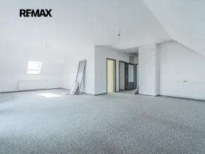 Prodej rodinného domu, Vinařice, 202 m2