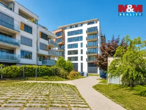 Pronájem bytu 2+kk, Praha - Hloubětín, Kardašovská, 39 m2