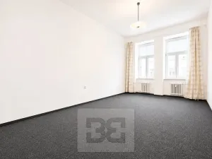 Pronájem bytu 1+1, Brno, Körnerova, 40 m2