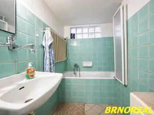 Prodej rodinného domu, Želeč, 237 m2