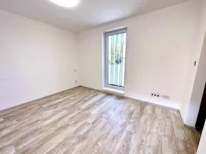 Pronájem rodinného domu, Hradec Králové, 166 m2