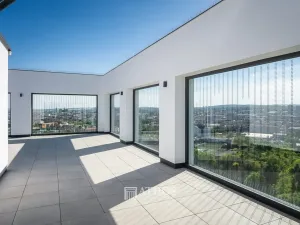 Pronájem bytu 2+kk, Brno, třída Generála Píky, 65 m2