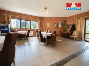 Pronájem restaurace, Úvaly, Nerudova, 250 m2