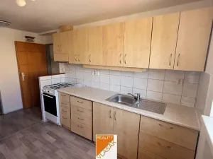 Pronájem bytu 3+kk, Kadaň, Březinova, 66 m2