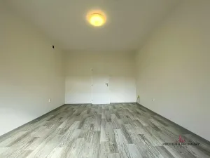 Pronájem bytu 2+1, Praha - Strašnice, Nučická, 70 m2