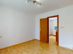 Pronájem bytu 2+1, Ostrava, Svazácká, 55 m2