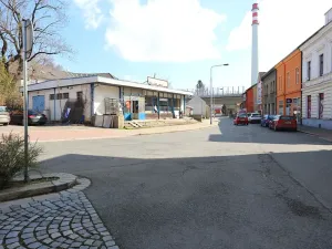 Prodej obchodního prostoru, Kolín, Tovární, 229 m2