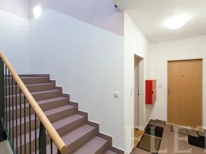 Prodej bytu 2+kk, Praha - Kbely, Pod Nouzovem, 56 m2