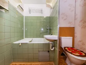 Prodej bytu 2+kk, Praha - Kobylisy, Třeboradická, 47 m2