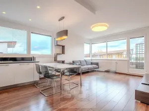 Pronájem bytu 3+kk, Praha - Velká Chuchle, 70 m2