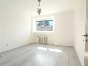 Prodej bytu 2+1, Hradec Králové, Labská kotlina, 53 m2