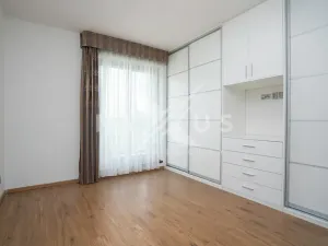 Pronájem rodinného domu, Praha - Dolní Měcholupy, Nad sadem, 204 m2