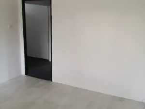 Pronájem bytu 2+1, Orlová, Masarykova třída, 58 m2