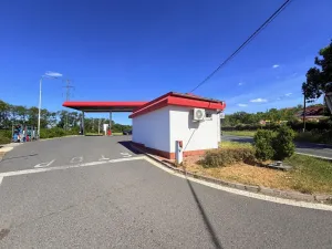 Prodej obchodního prostoru, Kly, 781 m2