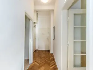 Pronájem bytu 2+kk, Praha - Vinohrady, Krátká, 45 m2