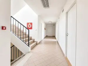 Pronájem kanceláře, Brno, Olomoucká, 163 m2