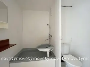 Pronájem bytu 1+kk, Pardubice, Družby, 35 m2