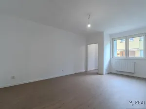 Prodej bytu 1+kk, Ostrava, Na Lánech, 34 m2