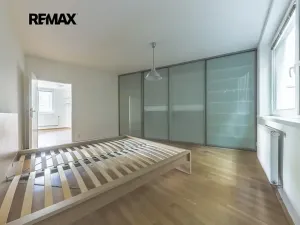 Prodej bytu 2+kk, Praha - Michle, U michelského mlýna, 70 m2