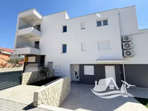 Prodej bytu 3+kk, Novalja, Chorvatsko, 59 m2