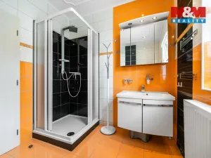 Prodej rodinného domu, Bor, náměstí Republiky, 197 m2