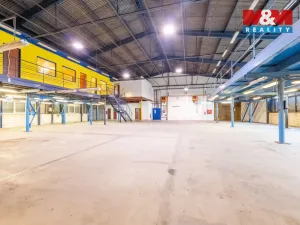 Prodej výrobních prostor, Slavičín, 714 m2